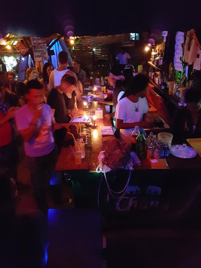 Shut Eye Party Hostel (Adults Only) Pai Luaran gambar